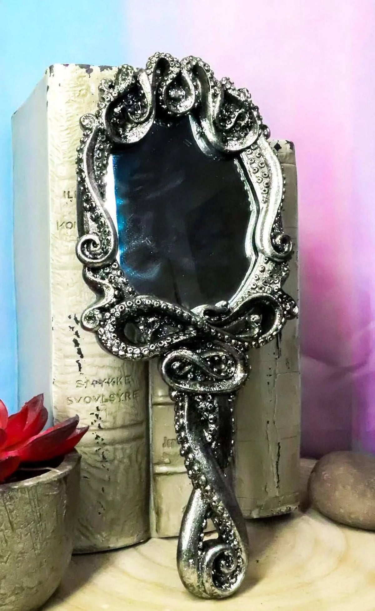 Ebros Nautical Marine Deep Ocean Monster Kraken Cthulhu Octopus Tentacles Resin Sculptural Hand Mirror Vanity Boudoir Beauty Accessory Handheld Mirrors For Women Ladies Girls