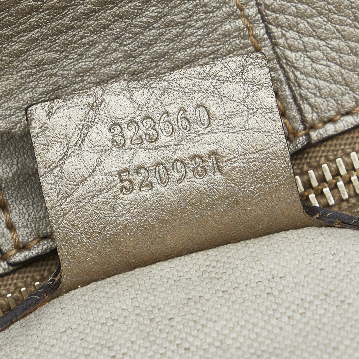 Pre-Owned Authenticated Gucci Medium Bamboo Shopper Calf Leather Brown Satchel Unisex (Good)