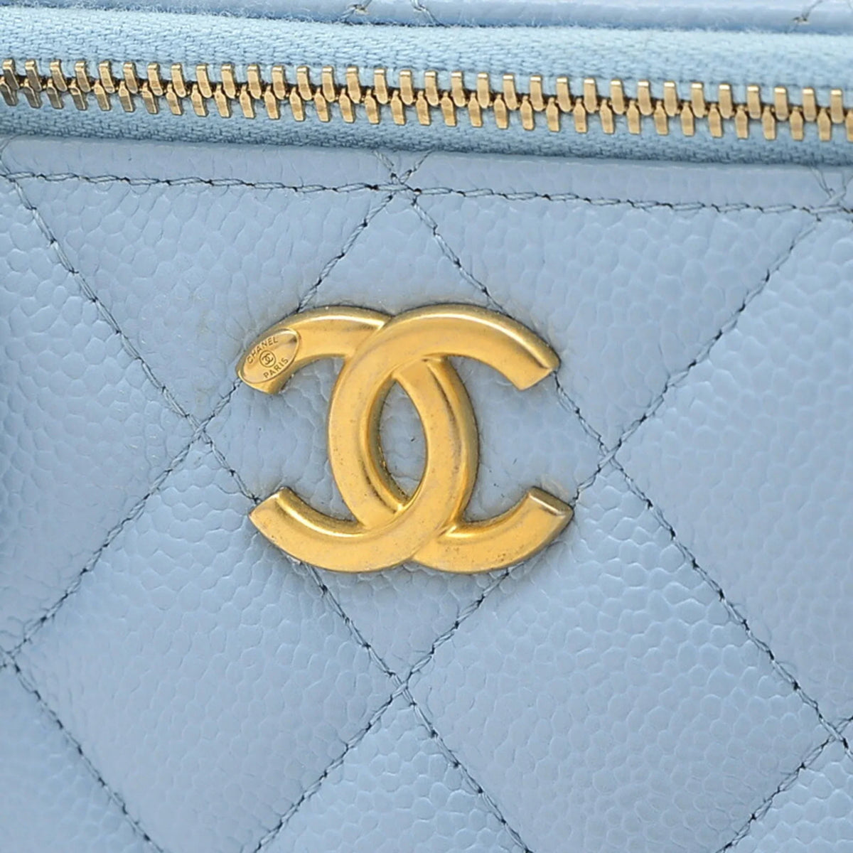 Pre-Owned Chanel Logo Handle Vanity Shoulder Bag Caviar Skin Blue Gold Hardware AP2805 (Good)